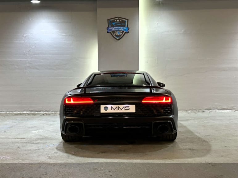 Performance Carbon Black V10 Quattro Semi-Auto 4WD