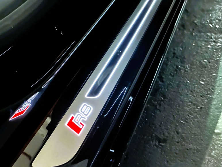 Performance Carbon Black V10 Quattro Semi-Auto 4WD