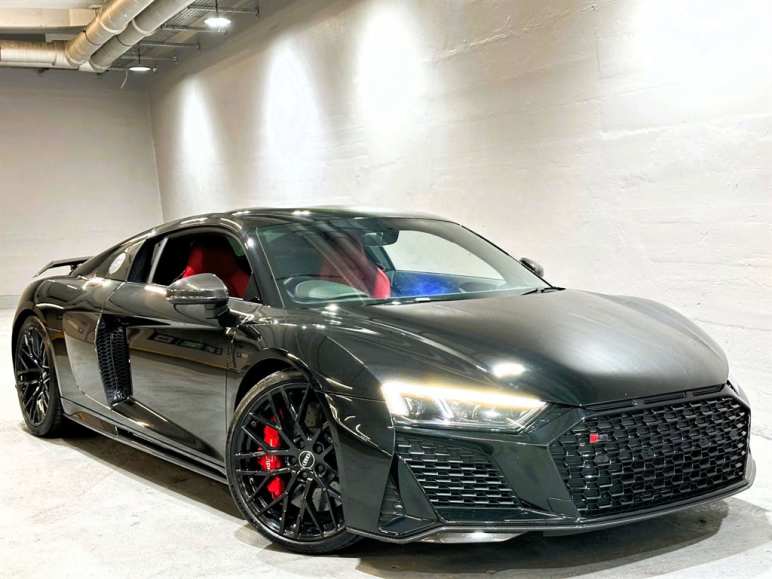 Performance Carbon Black V10 Quattro Semi-Auto 4WD