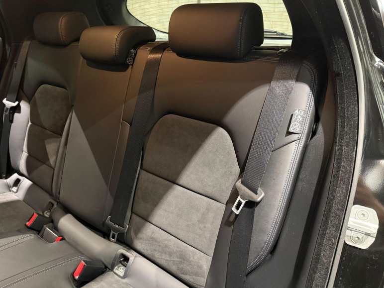 2.2d Premium InTouch DCT AWD Euro 6 (s/s) 5dr