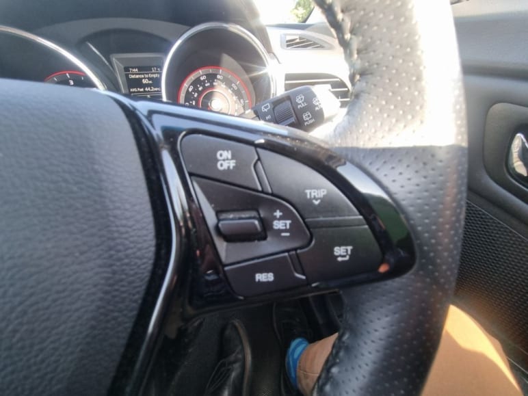 1.6D Ultimate SUV 5dr Diesel Manual Euro 6 (115 ps