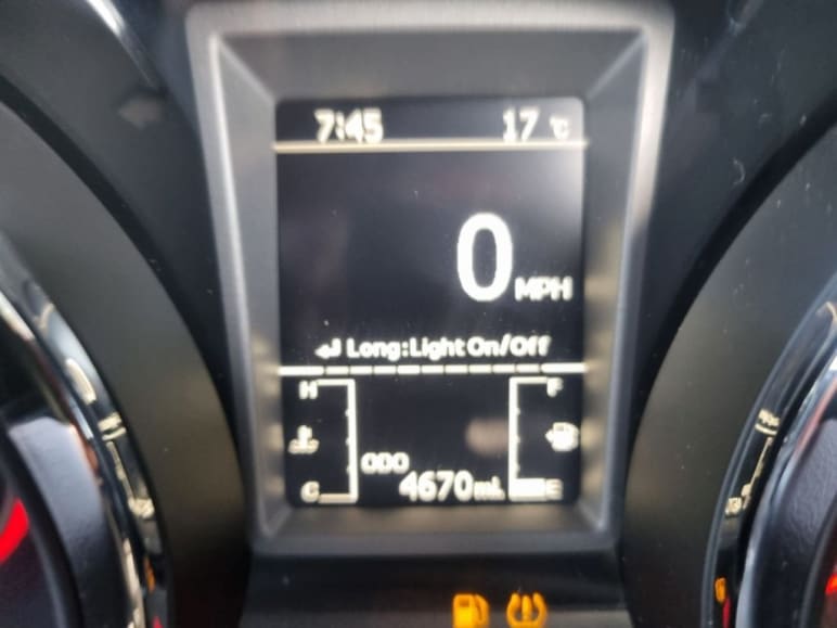 1.6D Ultimate SUV 5dr Diesel Manual Euro 6 (115 ps