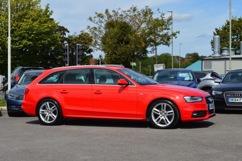 AUDI A4