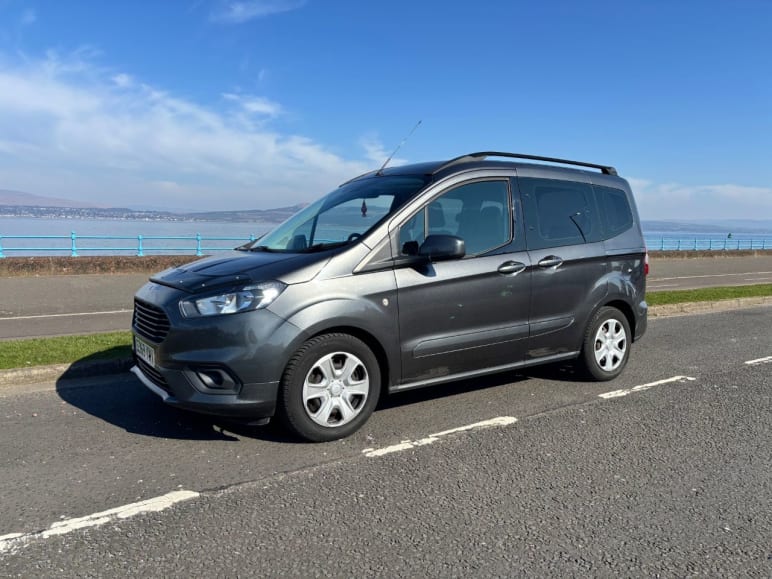 1.0 EcoBoost Zetec 5dr