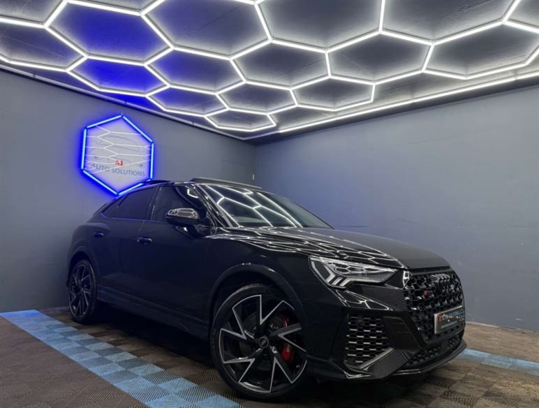 AUDI RS Q3