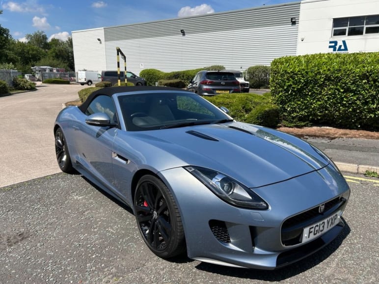 JAGUAR F-TYPE