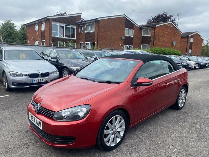 VOLKSWAGEN GOLF