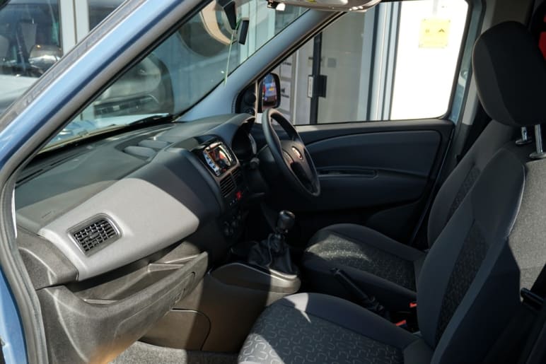 EASY, Disabled, Wheelchair Accessible Vehicle, WAV.