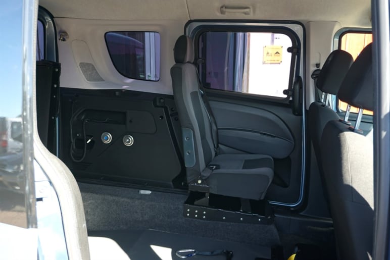EASY, Disabled, Wheelchair Accessible Vehicle, WAV.