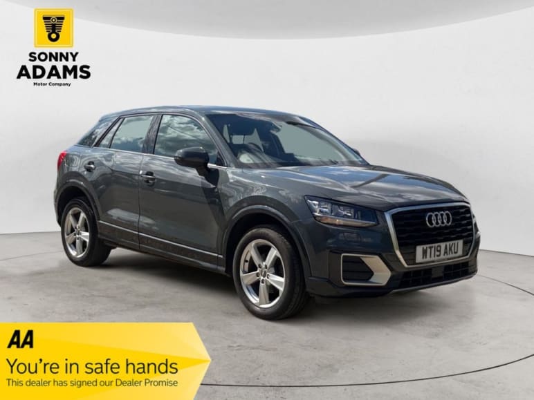 AUDI Q2