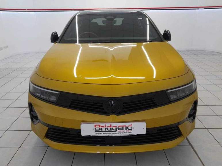 VAUXHALL ASTRA