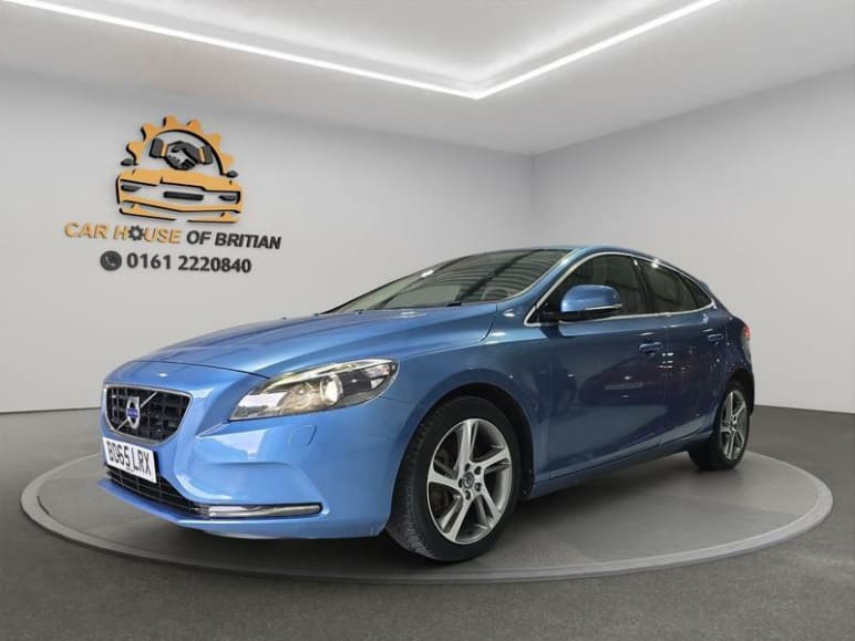 VOLVO V40