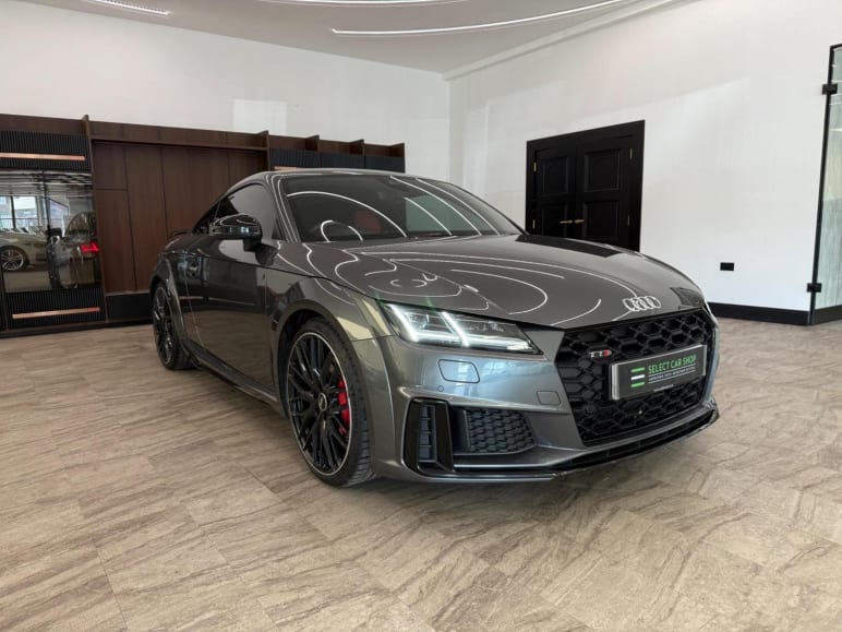 AUDI TT
