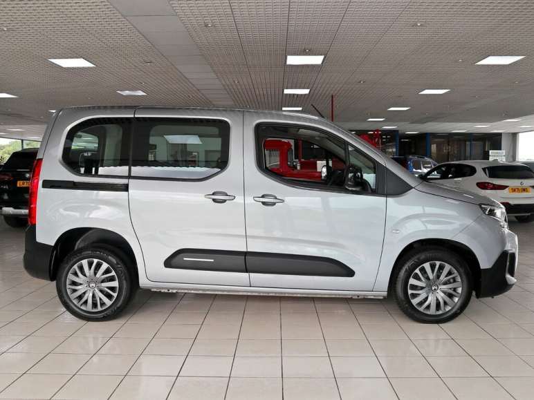 1.2 Plus M Puretech Combi Van Double Cab