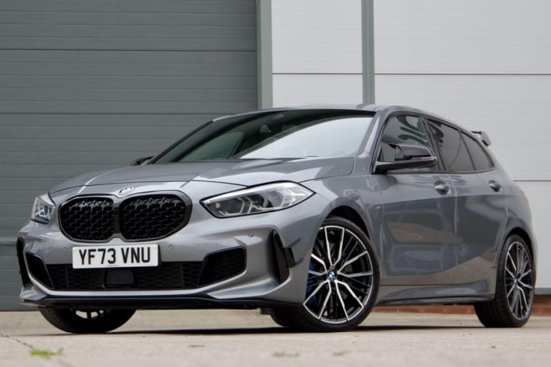 BMW 1 SERIES