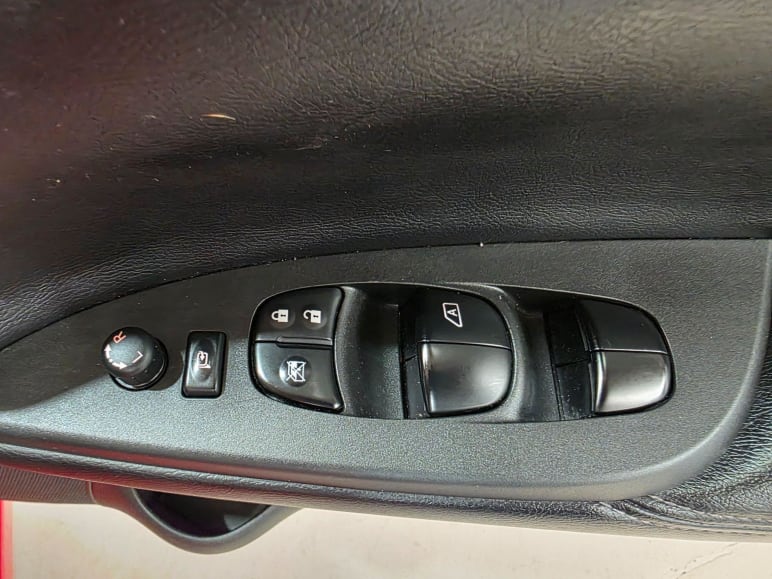 1.2 DiG-T Tekna 5dr Xtronic