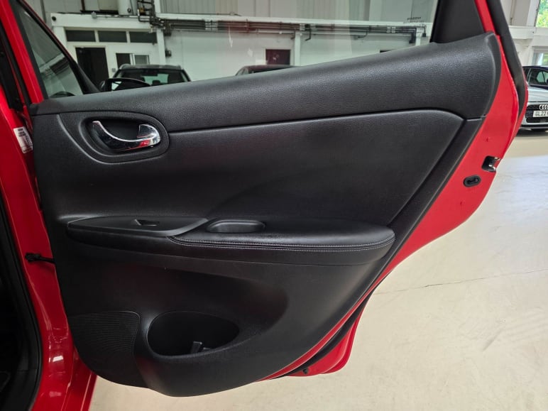 1.2 DiG-T Tekna 5dr Xtronic