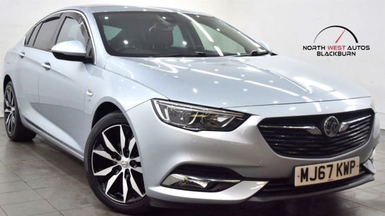 VAUXHALL INSIGNIA