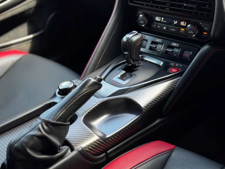 3.8 V6 Recaro Auto 4WD Euro 6 2dr