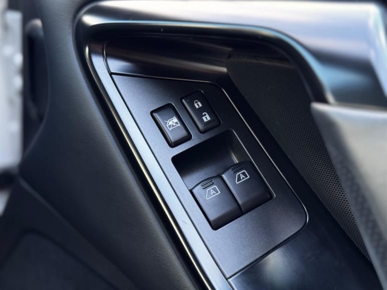 3.8 V6 Recaro Auto 4WD Euro 6 2dr