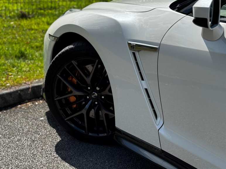 3.8 V6 Recaro Auto 4WD Euro 6 2dr