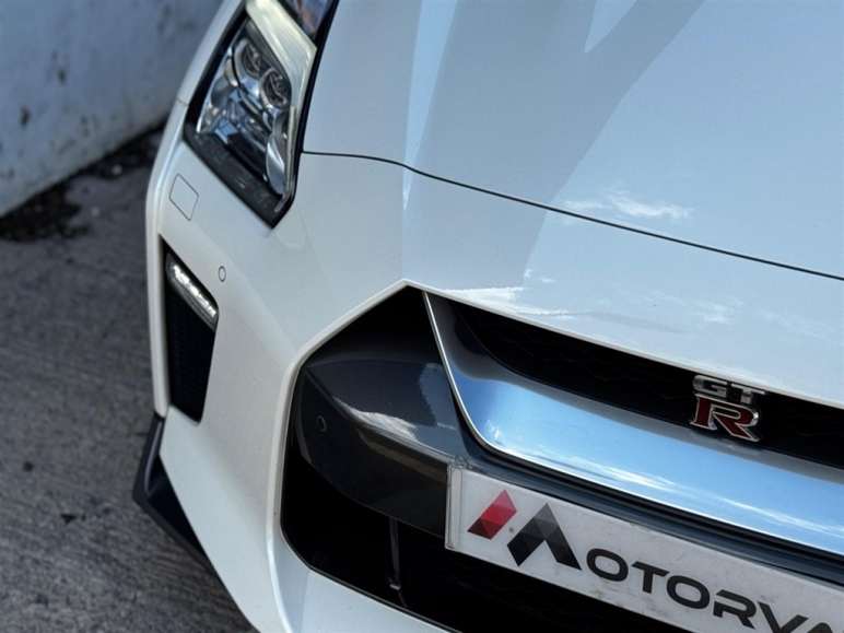 3.8 V6 Recaro Auto 4WD Euro 6 2dr