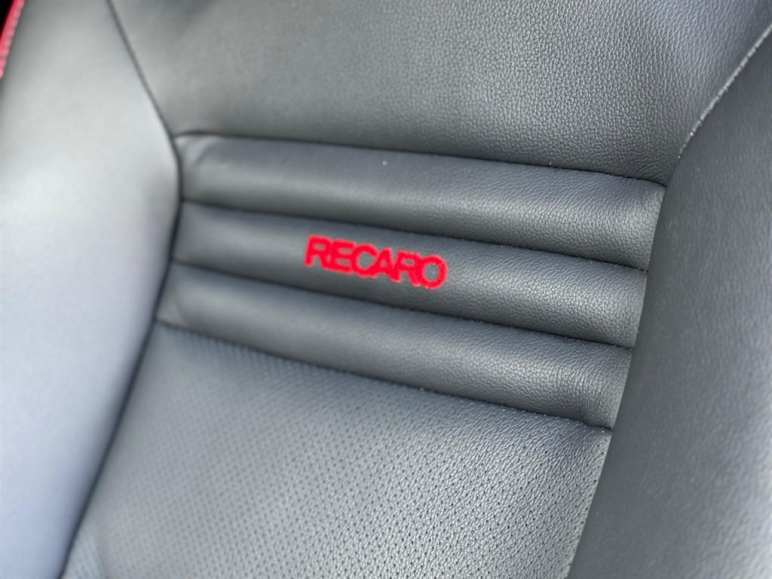 3.8 V6 Recaro Auto 4WD Euro 6 2dr
