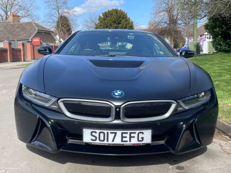 1.5 i8 Coupe Protonic Frozen Black Edition