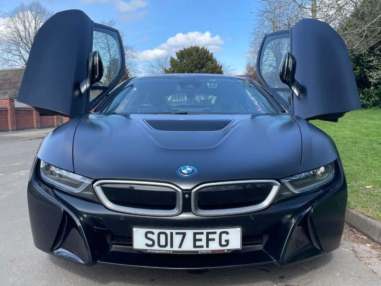 1.5 i8 Coupe Protonic Frozen Black Edition