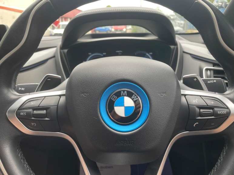 1.5 i8 Coupe Protonic Frozen Black Edition