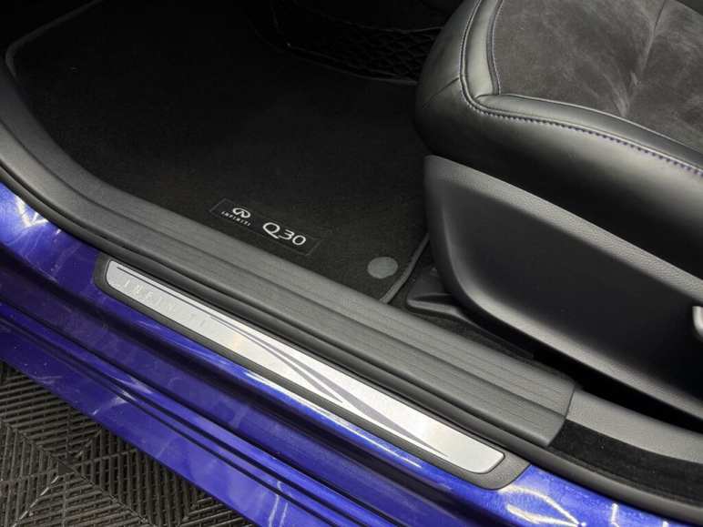 2.2d Premium InTouch DCT AWD Euro 6 (s/s) 5dr