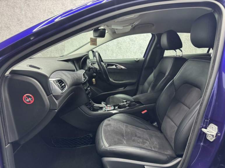 2.2d Premium InTouch DCT AWD Euro 6 (s/s) 5dr