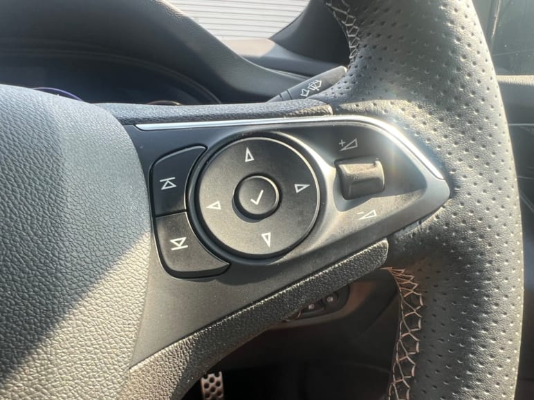 2.0 Turbo 200 SRi VX-Line Nav 5dr Auto