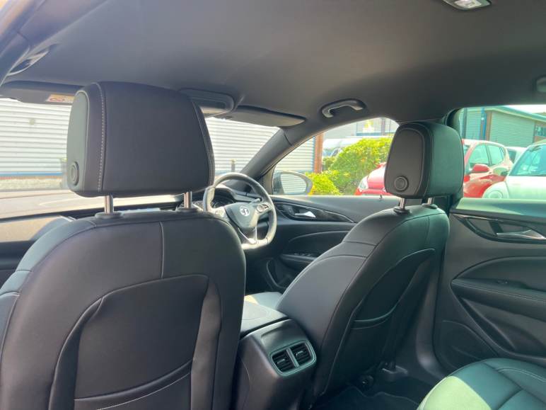 2.0 Turbo 200 SRi VX-Line Nav 5dr Auto