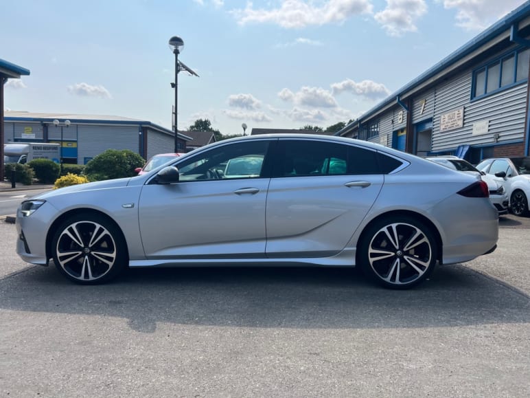 2.0 Turbo 200 SRi VX-Line Nav 5dr Auto