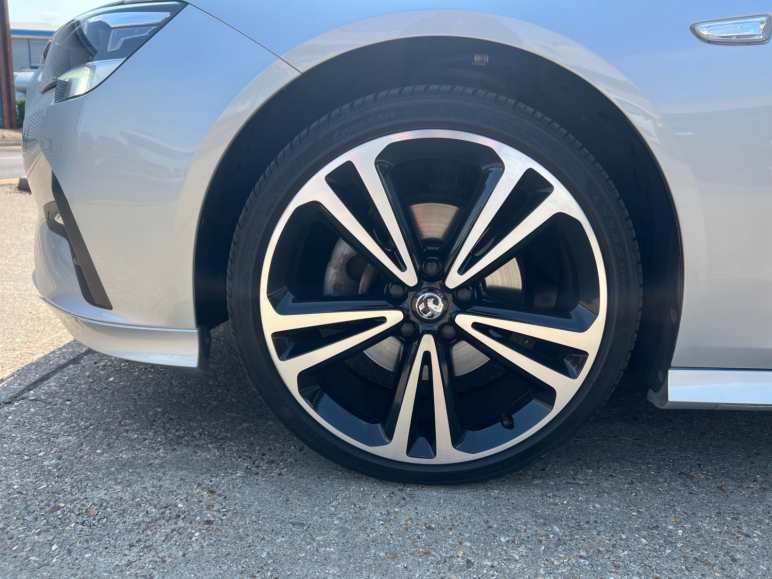 2.0 Turbo 200 SRi VX-Line Nav 5dr Auto