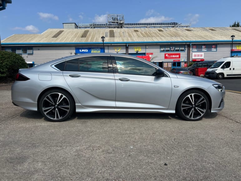 2.0 Turbo 200 SRi VX-Line Nav 5dr Auto