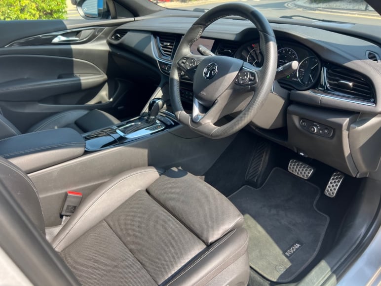 2.0 Turbo 200 SRi VX-Line Nav 5dr Auto