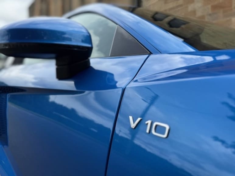 FSI V10 Performance