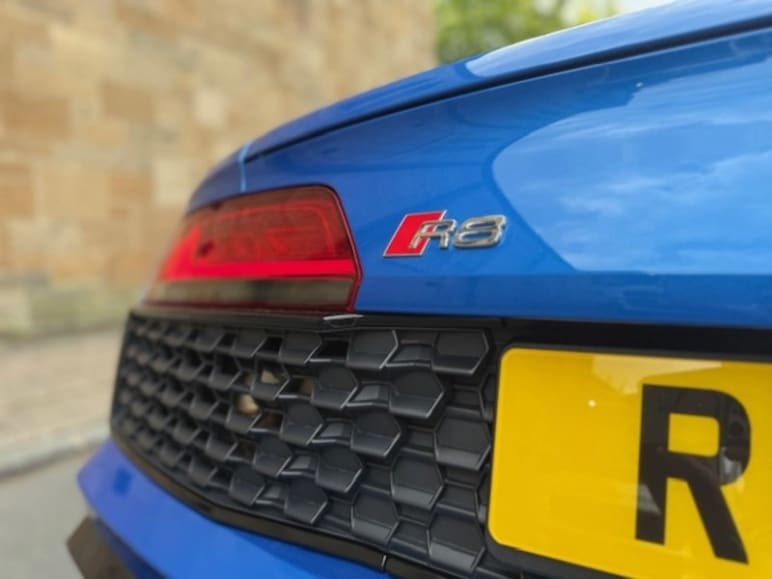 FSI V10 Performance