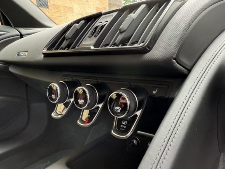 FSI V10 Performance
