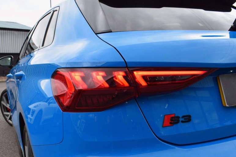 2.0 TFSI Black Edition Sportback S Tronic quattro Euro 6 (s/s) 5dr