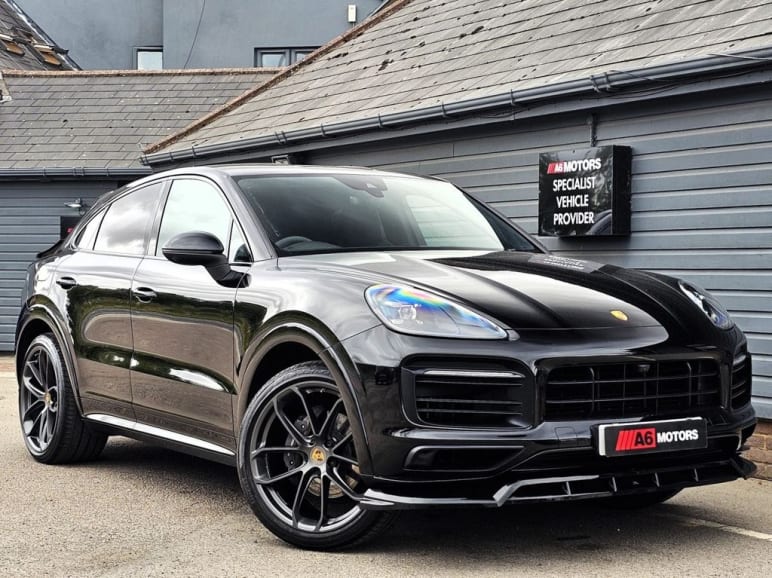PORSCHE CAYENNE