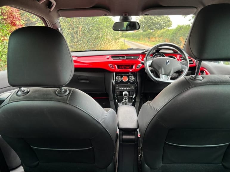 1.6 e-HDi Airdream DSport Red Hatchback 3dr Diesel