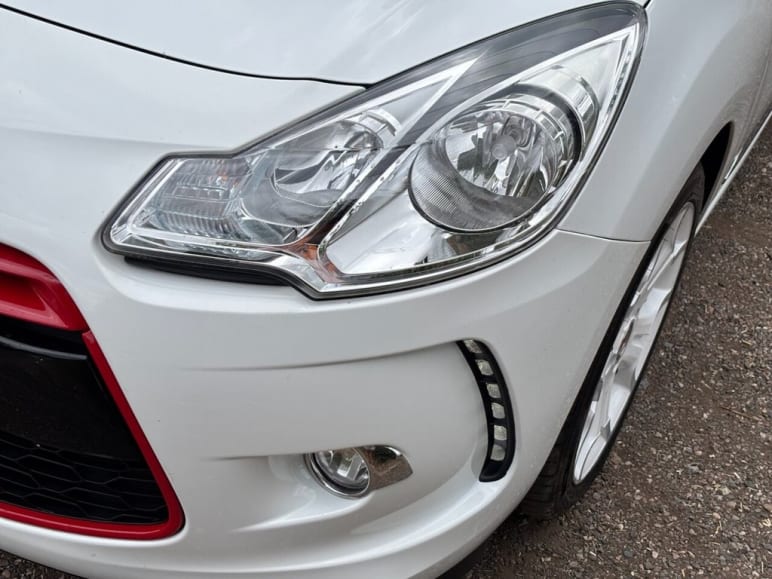 1.6 e-HDi Airdream DSport Red Hatchback 3dr Diesel