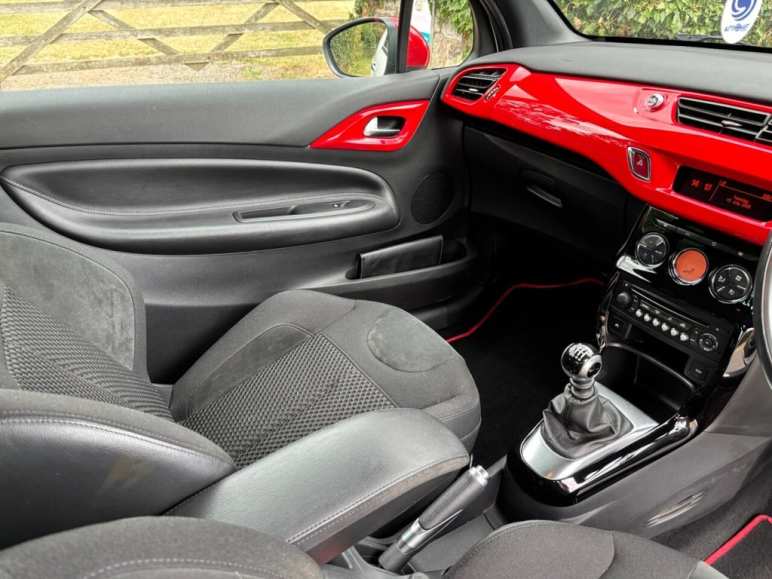1.6 e-HDi Airdream DSport Red Hatchback 3dr Diesel