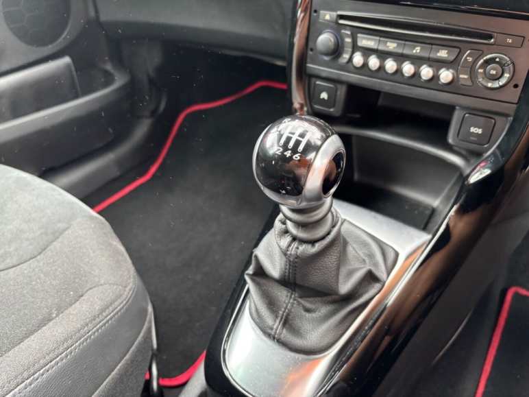 1.6 e-HDi Airdream DSport Red Hatchback 3dr Diesel