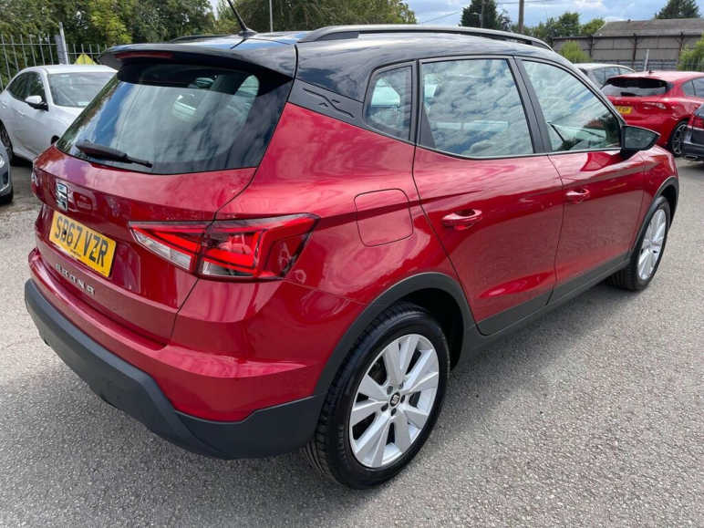 SEAT ARONA