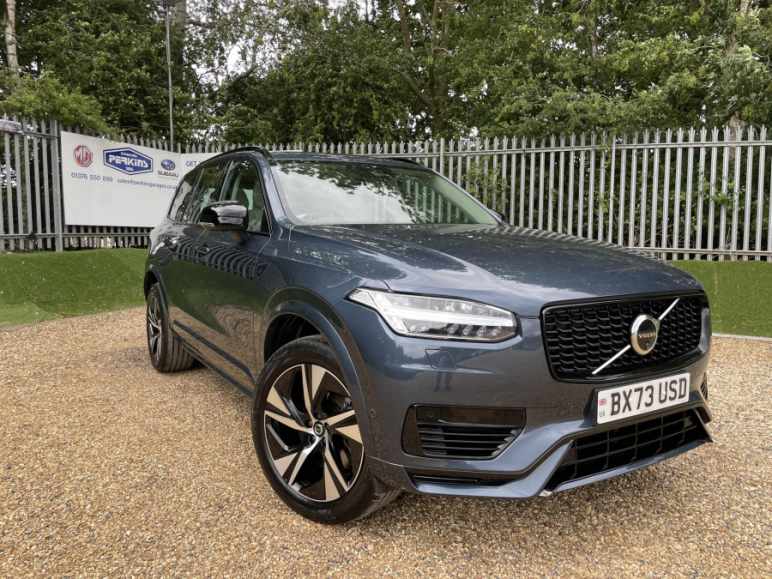 VOLVO XC90