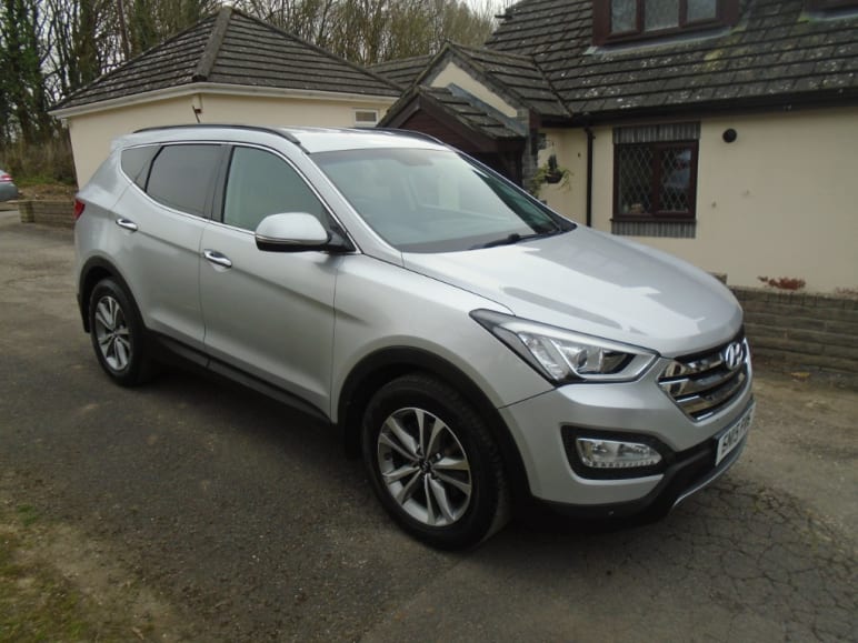 HYUNDAI SANTA FE